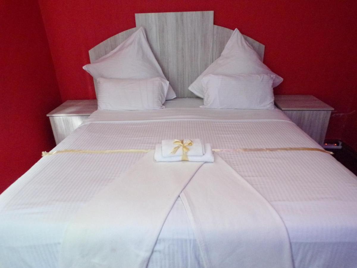 Khaya B&B Mandalay Cape Town Exterior photo